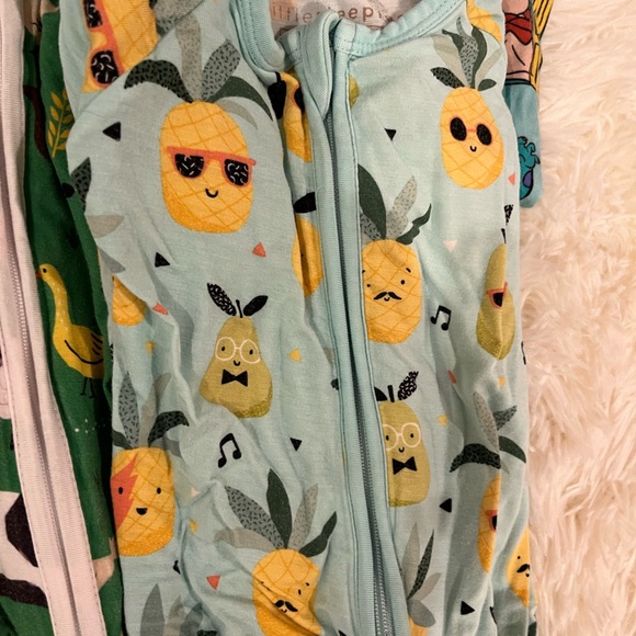 Little Sleepies - limited release bundle 3-6 practically new - Picture 6 of 10